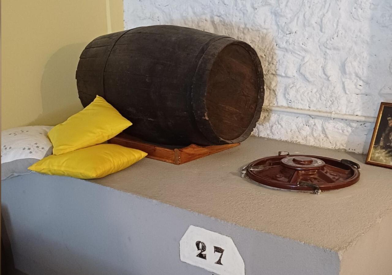 Le Logis Du Livier Hotel Saint-Georges-sur-Layon Ruang foto